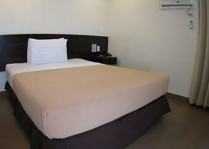 Hotel R Mabolo 3*