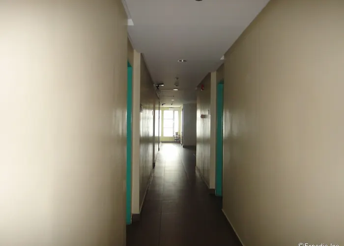 Hotell R Mabolo 3*