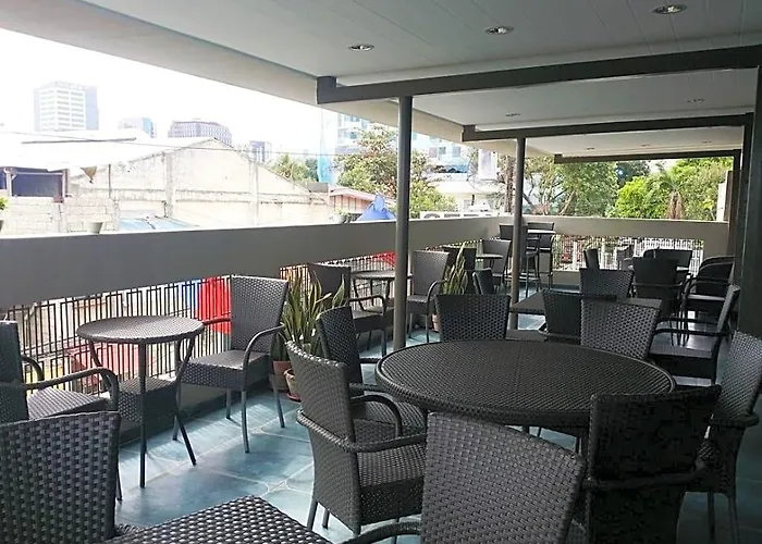 宿务岛r马波罗酒店 3*