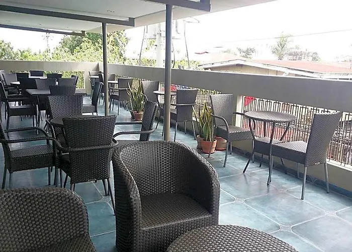 R Mabolo 3*