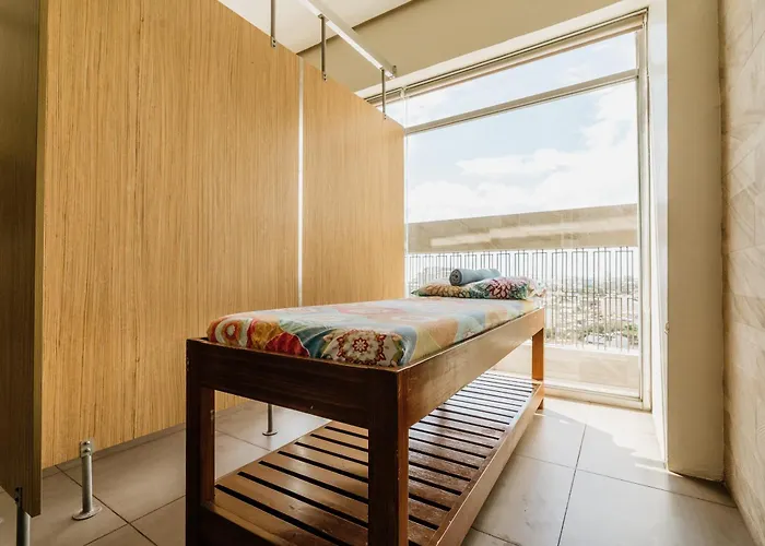 Hotel R Mabolo